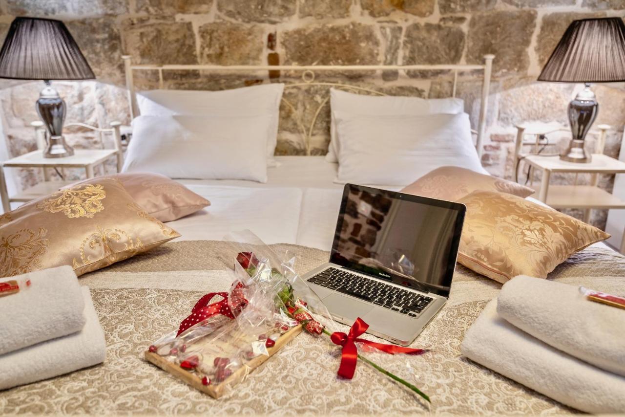 Historic Plaza Varos Split (Adults Only) Экстерьер фото